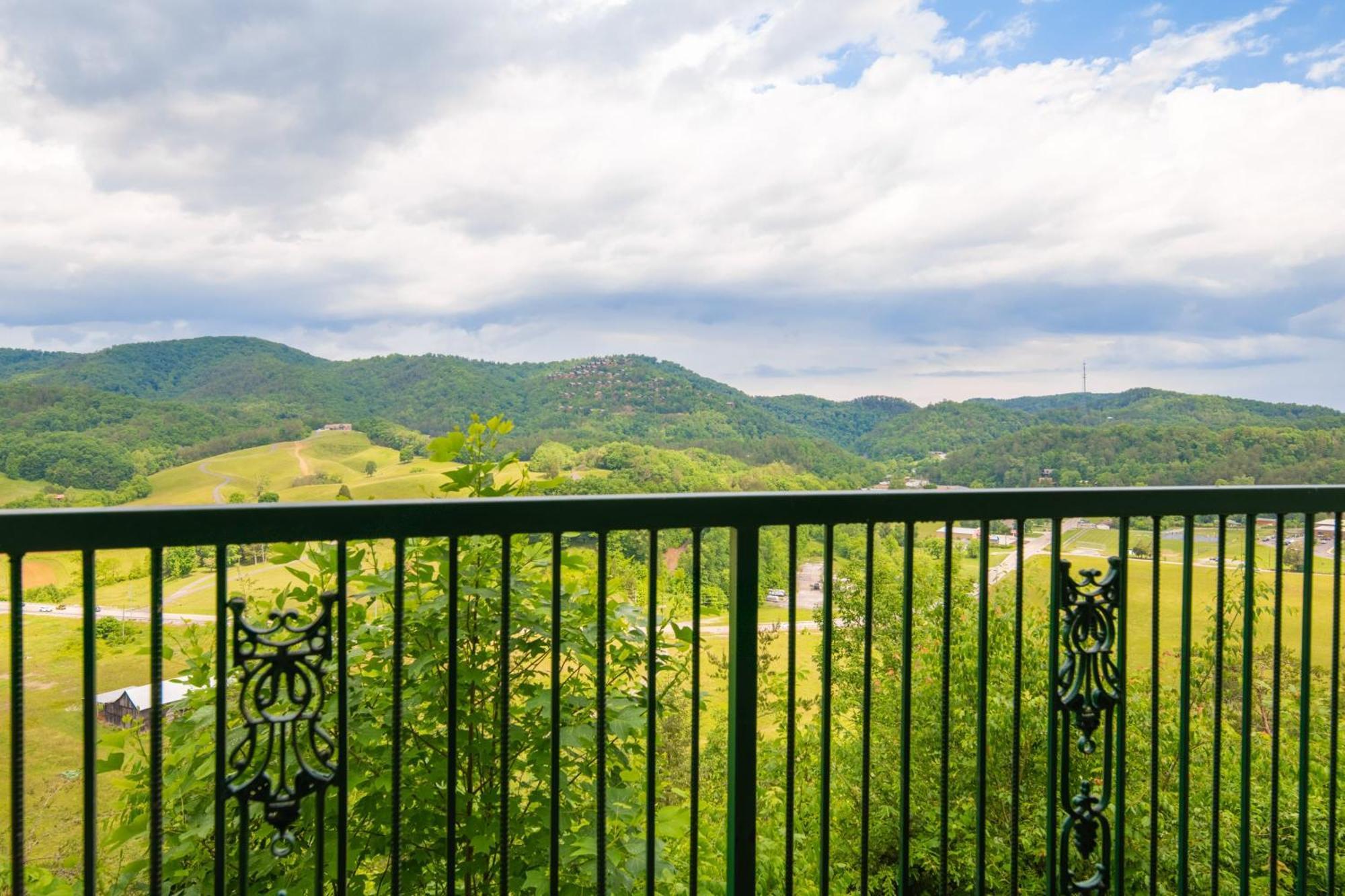 Вилла Mountain Views At Dolly'S Castle Unit 3 Севьервилл Экстерьер фото